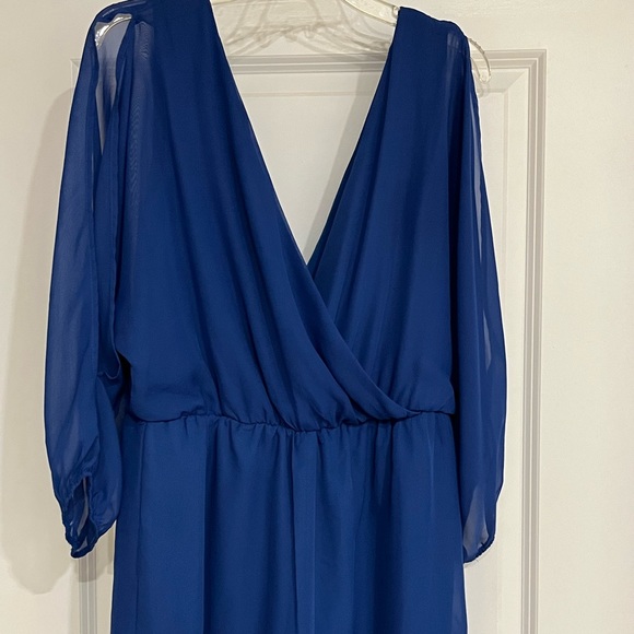 Dark blue romper, size XL with peek a boo sleeves - Picture 4 of 4